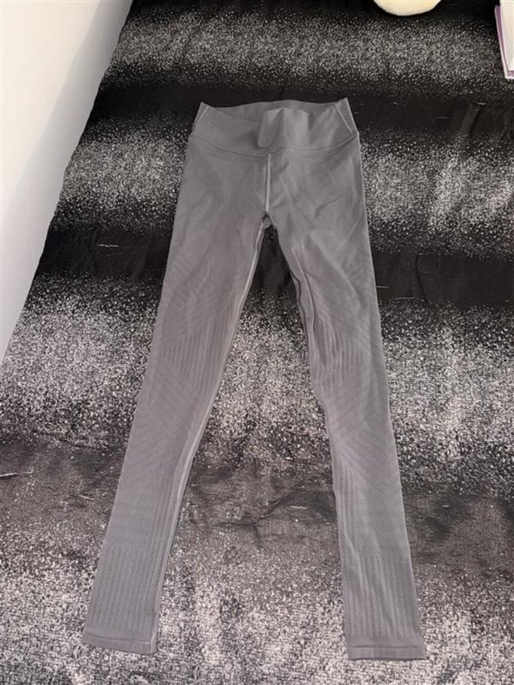 Lululemon grey leggings